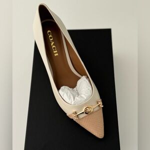 Coach Leather Lauri Pumps in Chalk/Beechwood New